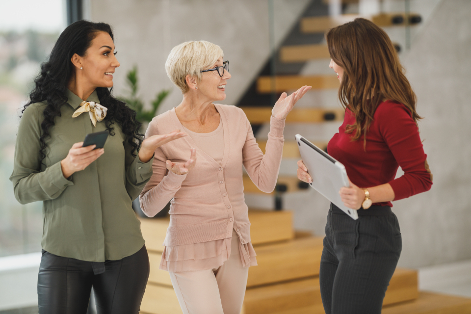 Internal champions: how to find, test and develop the person who defends your project when you are not there
